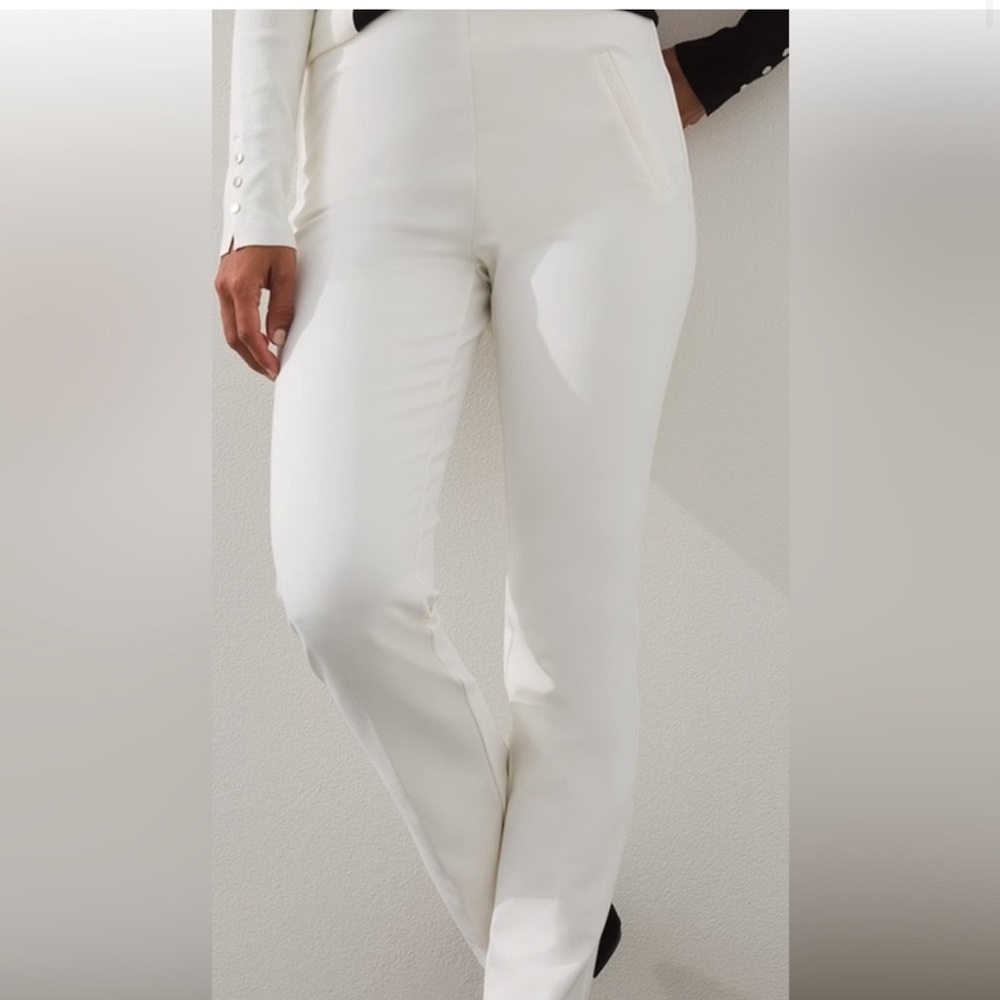 M7. Chicos Juliet Side-Vent So Slimming Slim Leg
